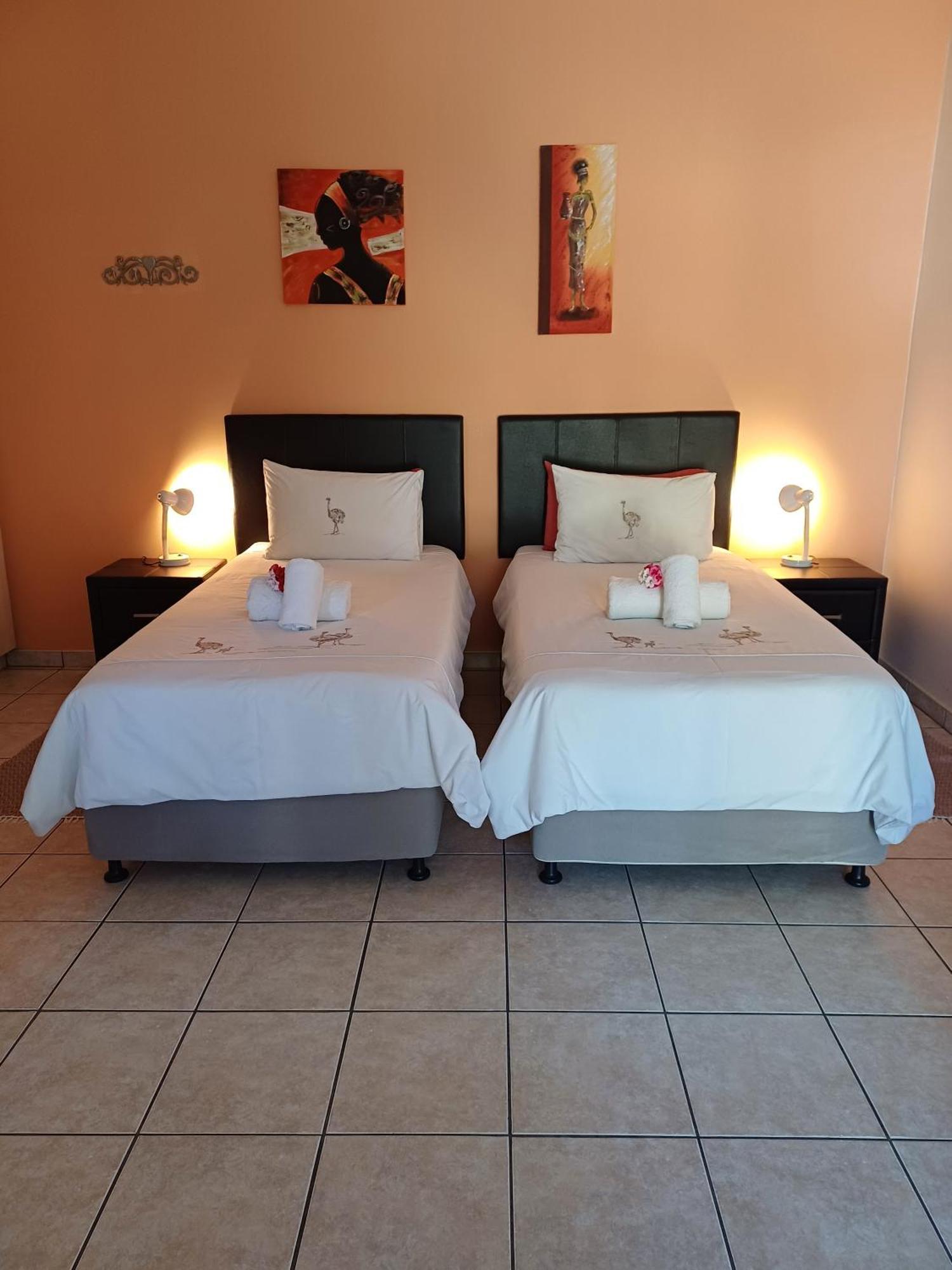 Capbon Guesthouse Windhoek Esterno foto